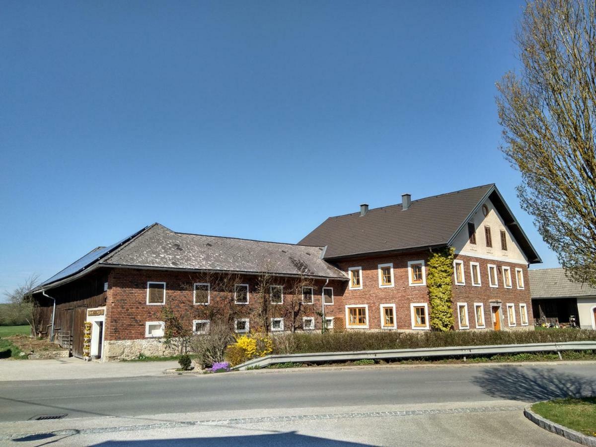 Ferienwohnung Maringer Ungenach エクステリア 写真